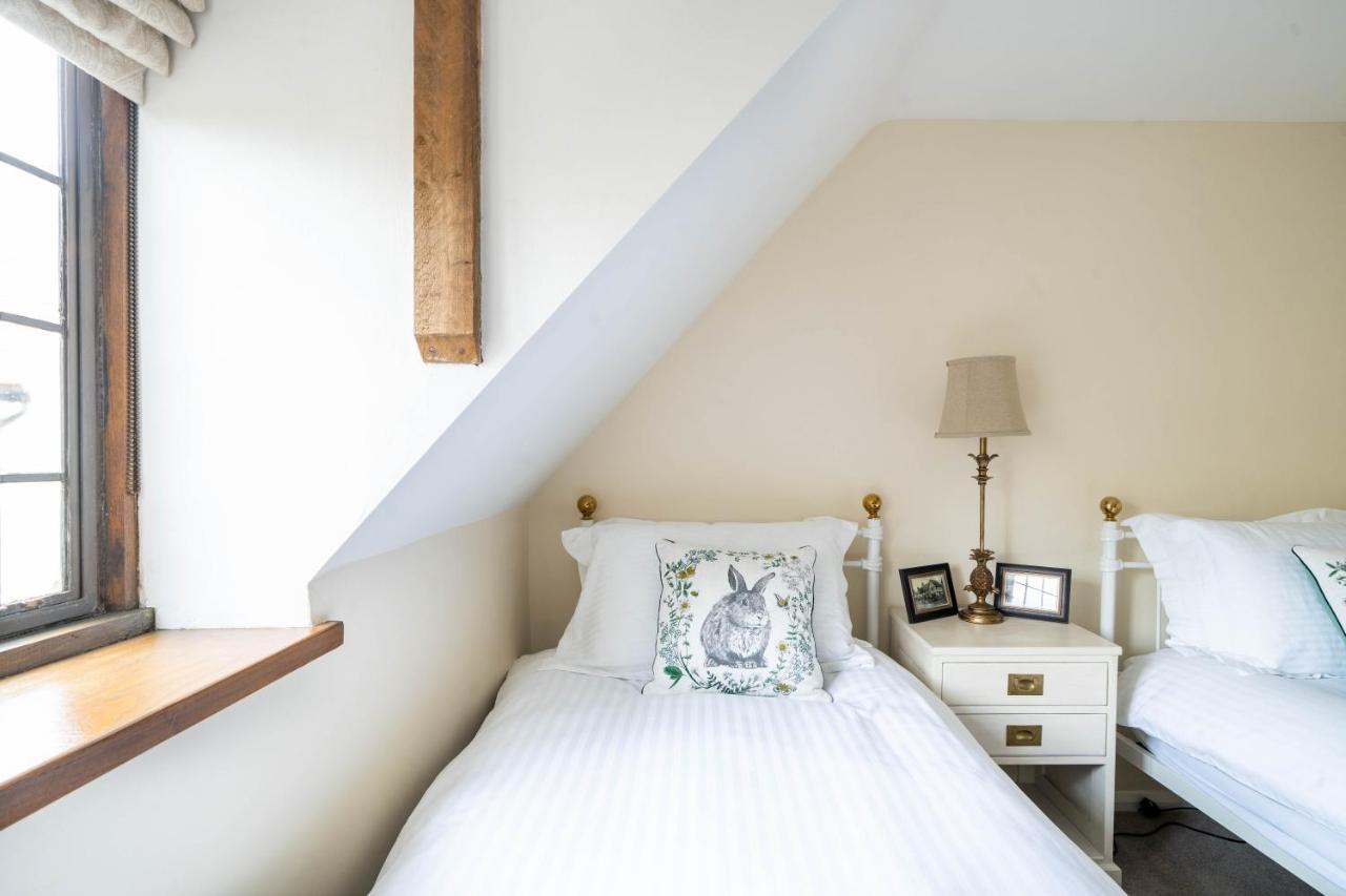 Cotswold Thatched Cottage Mickleton  Ngoại thất bức ảnh